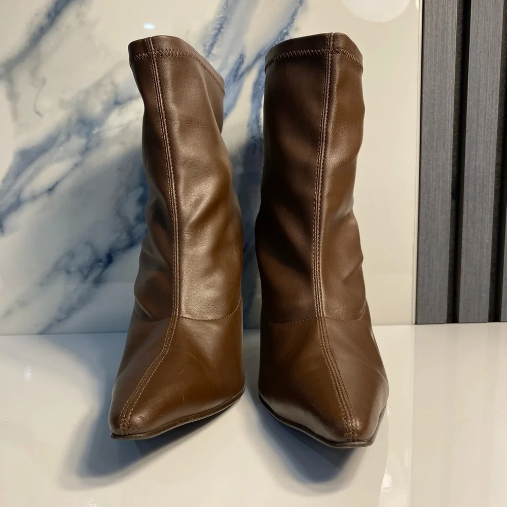 Gianni Fermani Elegant Brown Leather Ankle Boots Made in Brazil Size 9.5 - Picture 3 of 11